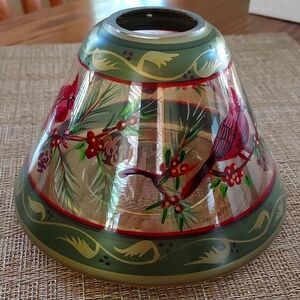 Glass shade cardinal spruce design